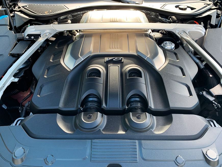 Bentley Continental GTC 2024