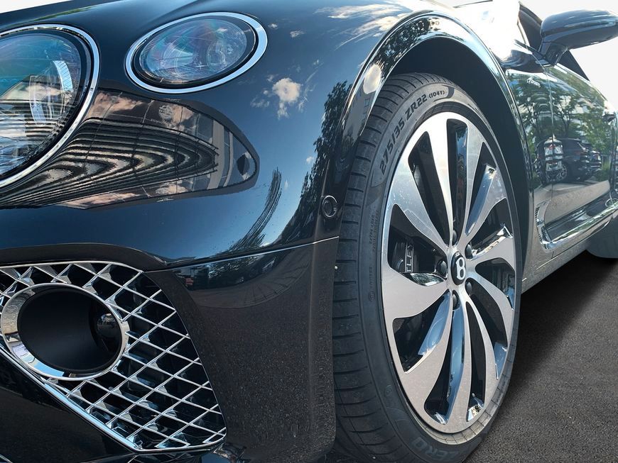 Bentley Continental GTC 2024