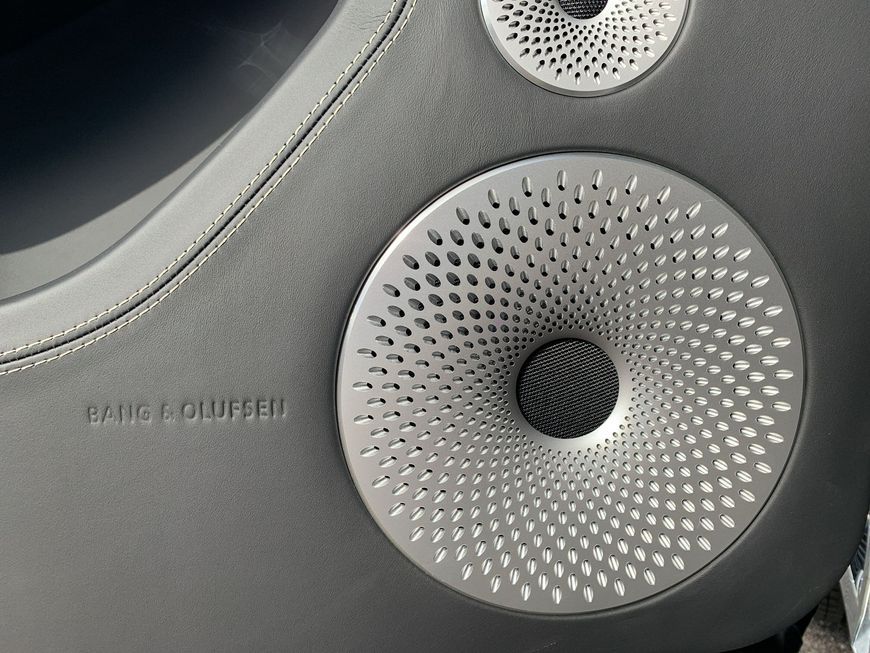 Bentley Continental GTC 2024