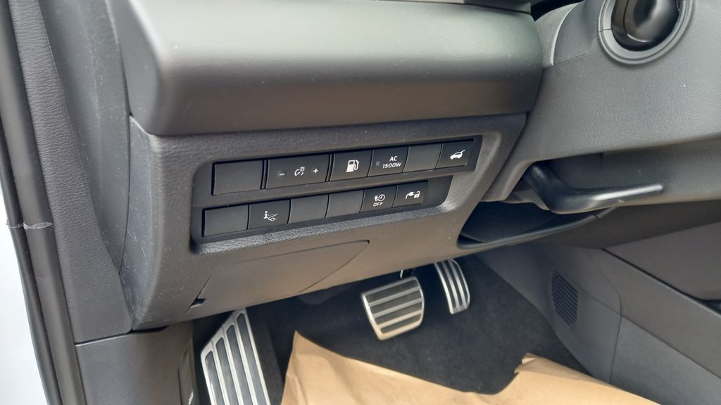 Mitsubishi Plug-in Hybrid Outlander 2025