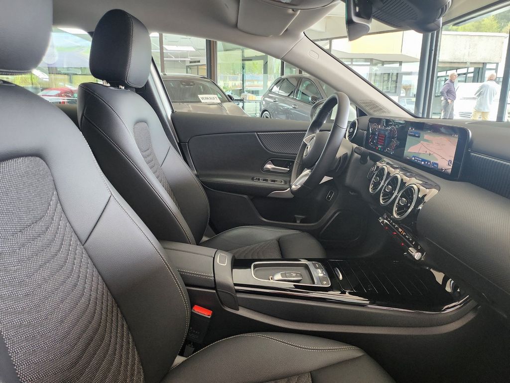 Mercedes-Benz A 250 2023