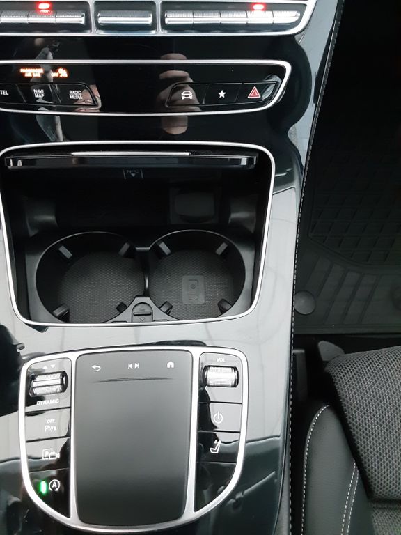 Mercedes-Benz E 220 2021