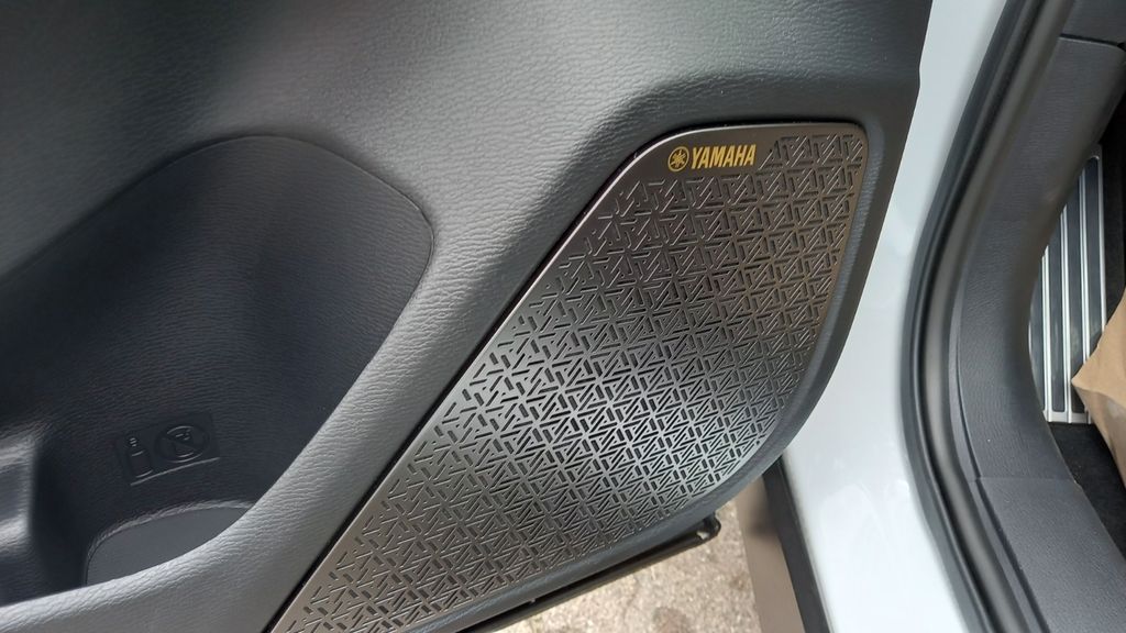 Mitsubishi Plug-in Hybrid Outlander 2025