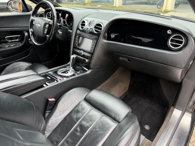 Bentley Continental GT 2004