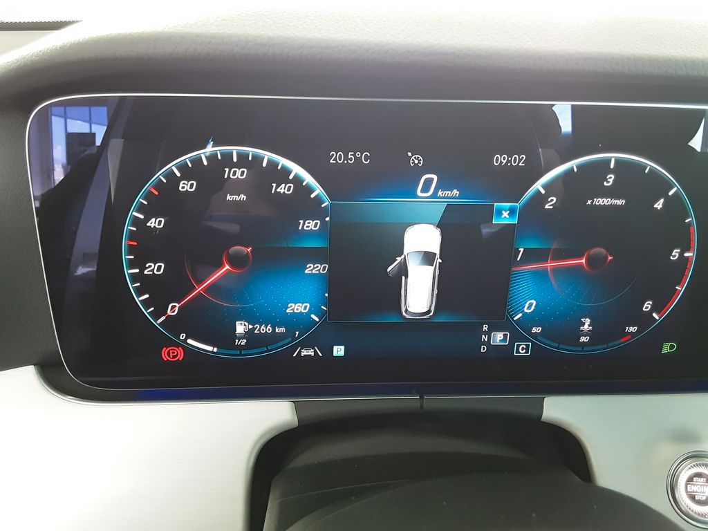 Mercedes-Benz E 220 2021