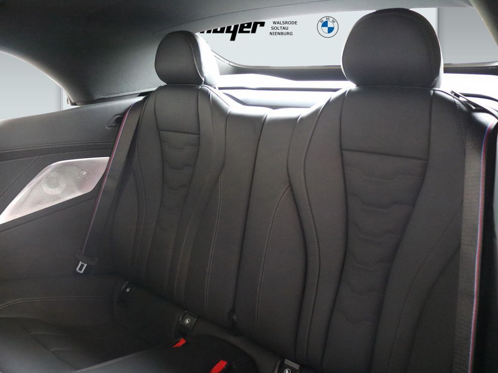 BMW M850 2024
