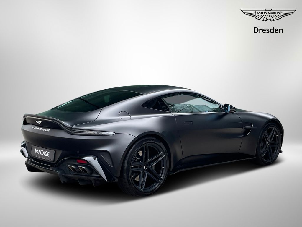 Aston Martin V8 Vantage 2024