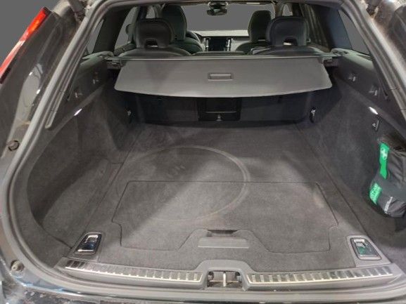 Volvo V90 Cross Country 2024