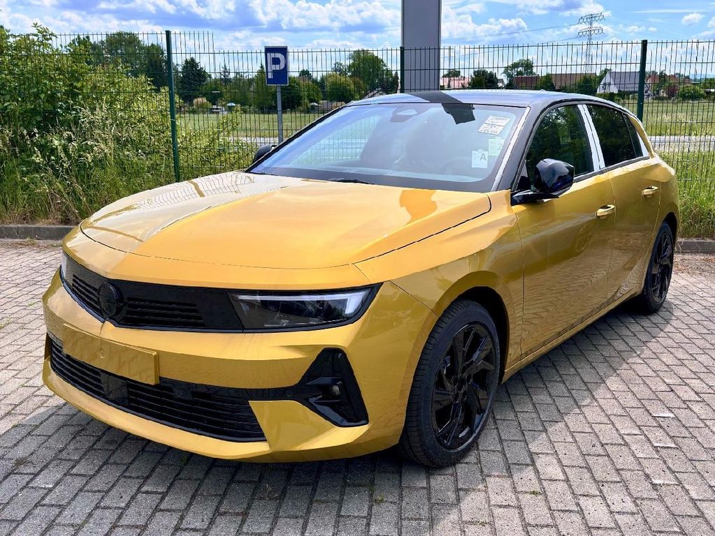 Opel Astra 2025