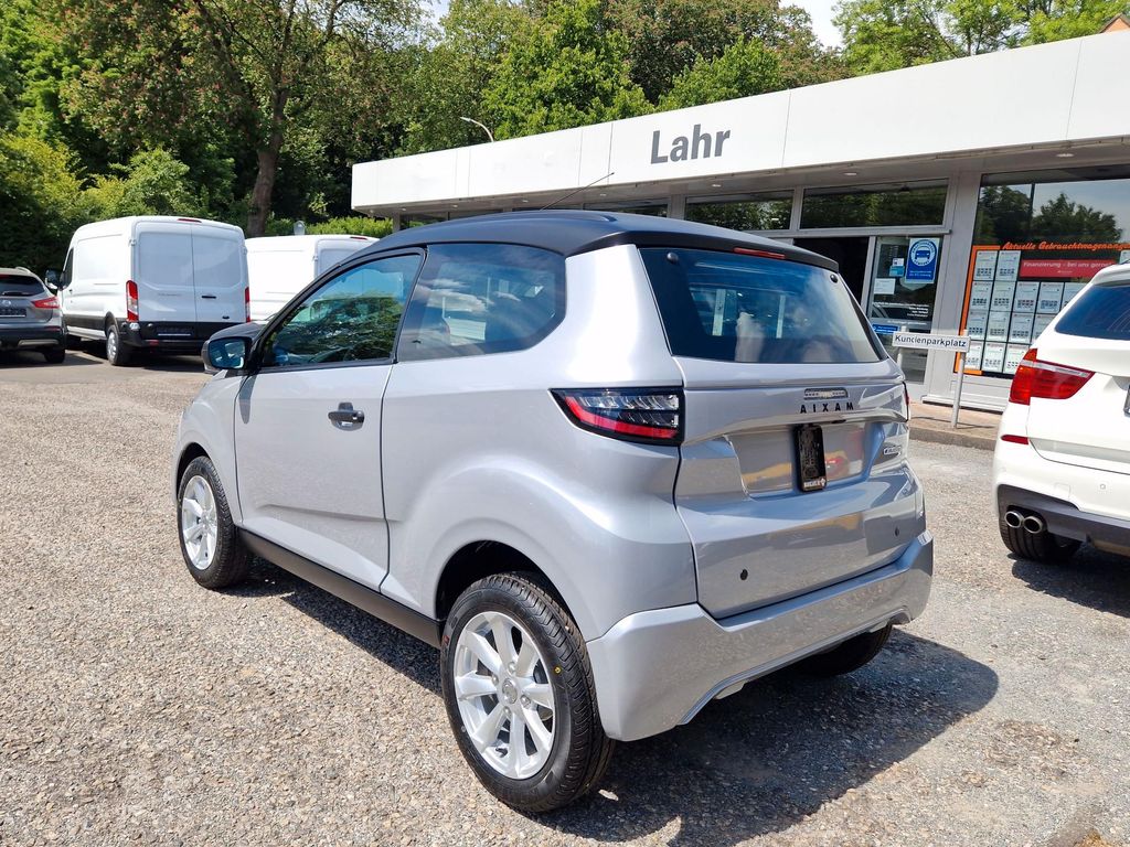 Aixam Cross