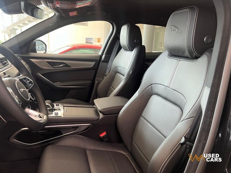 Jaguar F-Pace 2024