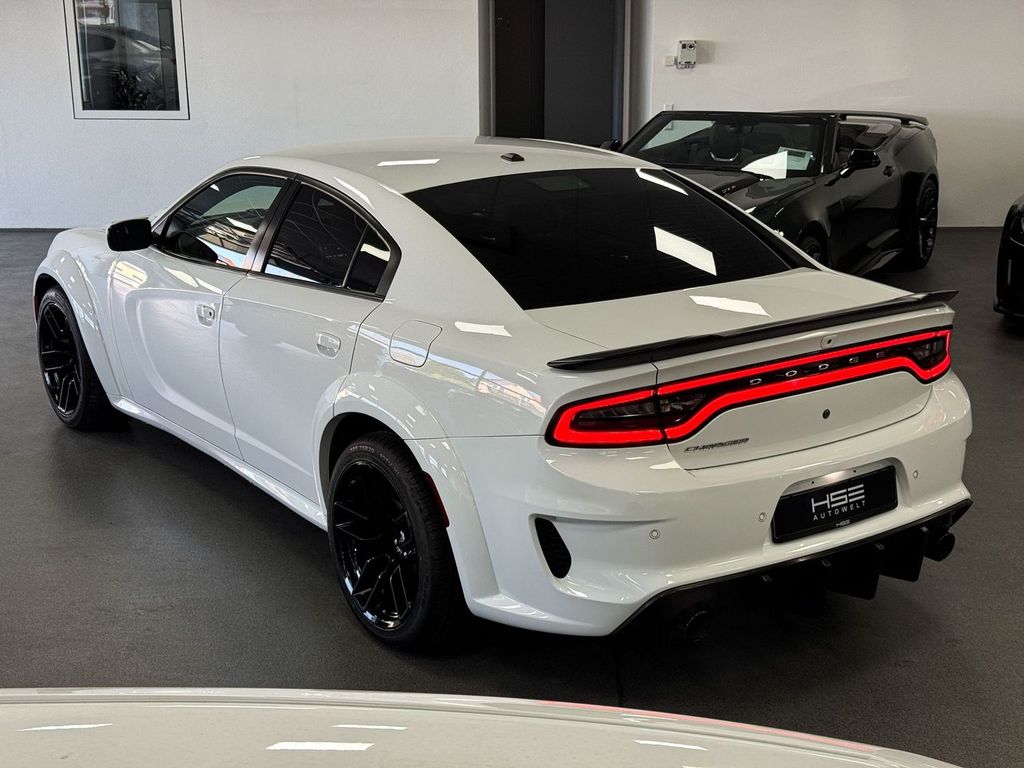Dodge Charger 2021