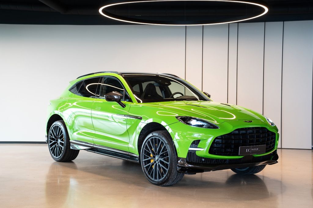 Aston Martin DBX 2024