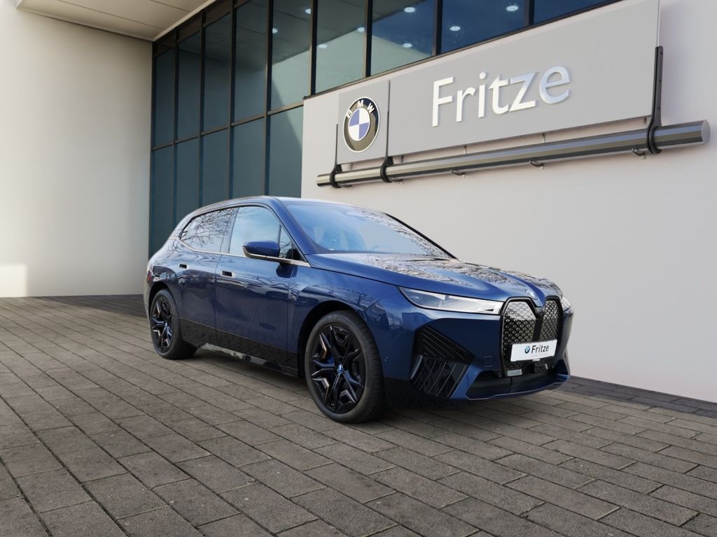 BMW iX 2023