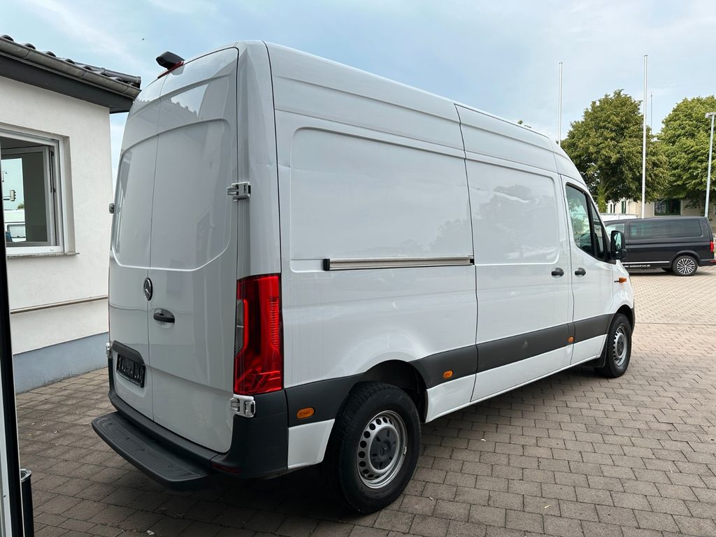 Mercedes-Benz eSprinter 2022