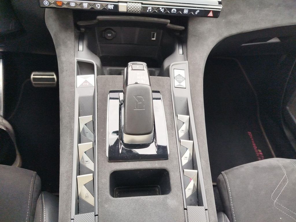 DS Automobiles DS7 (Crossback) 2021