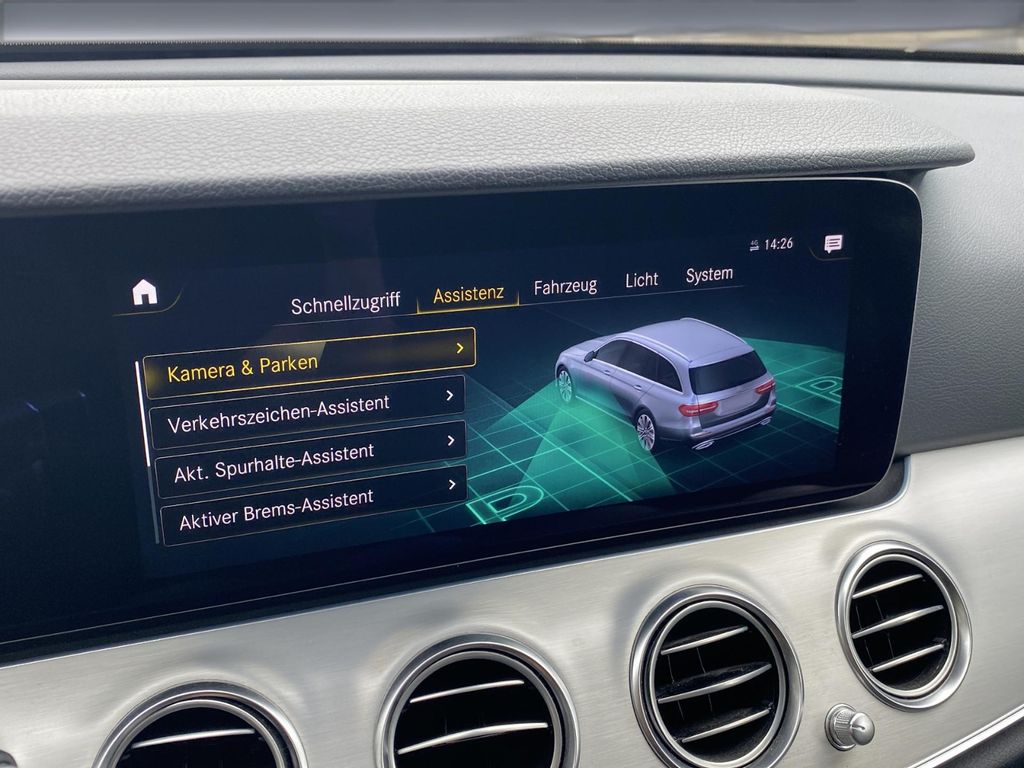 Mercedes-Benz E 300 2021