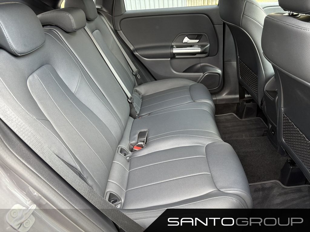 Mercedes-Benz B 250 2024