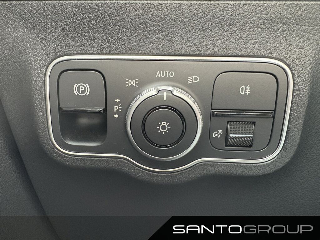 Mercedes-Benz B 250 2024