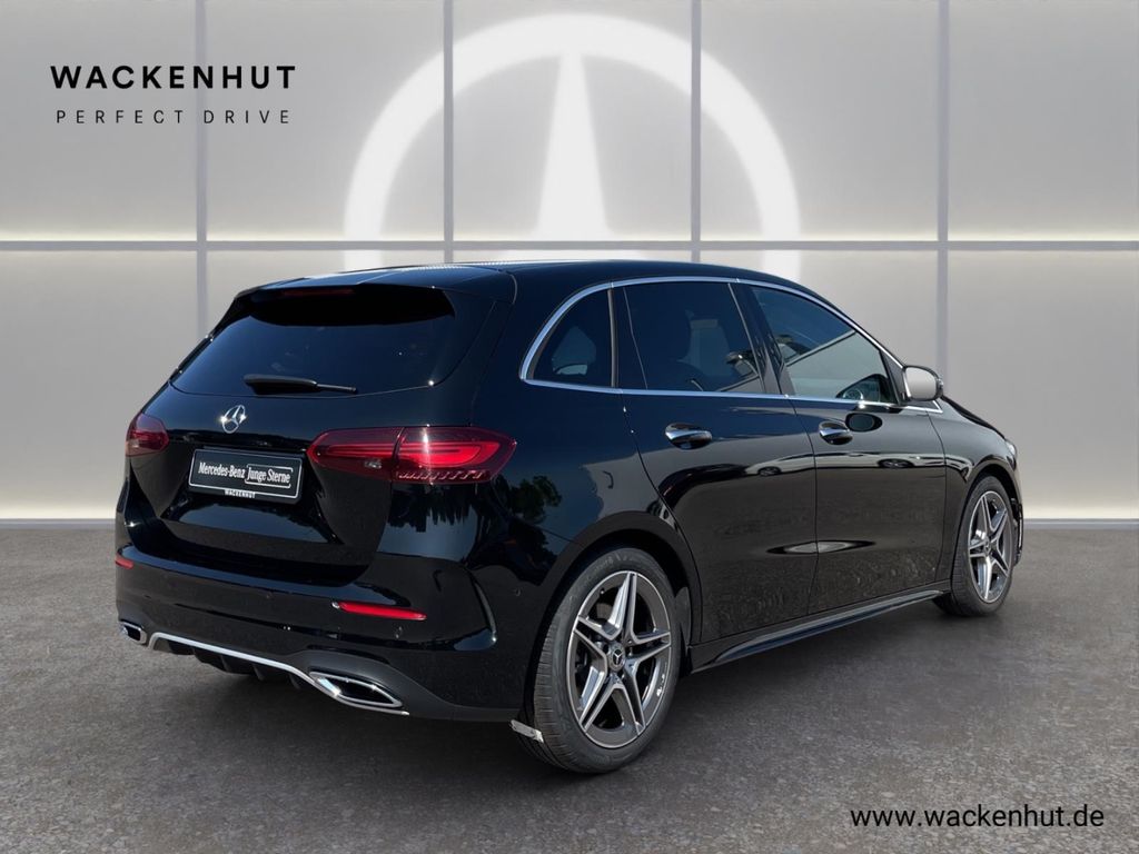 Mercedes-Benz B 220 2024