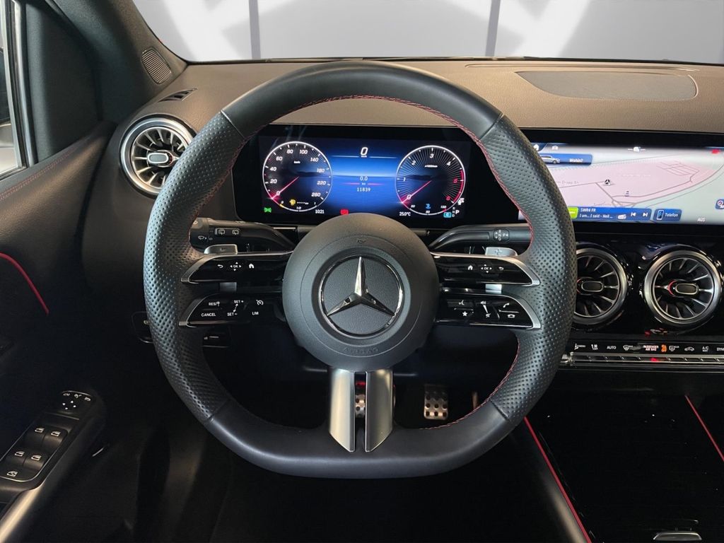 Mercedes-Benz B 220 2024