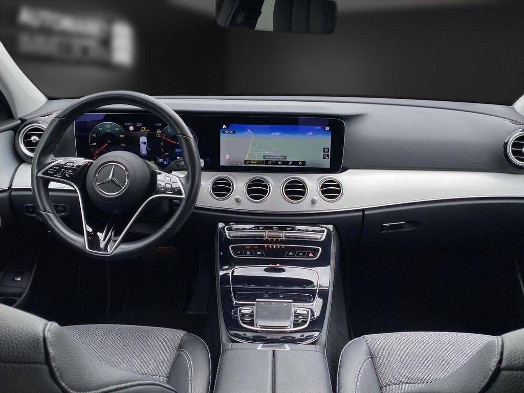 Mercedes-Benz E 300 2021