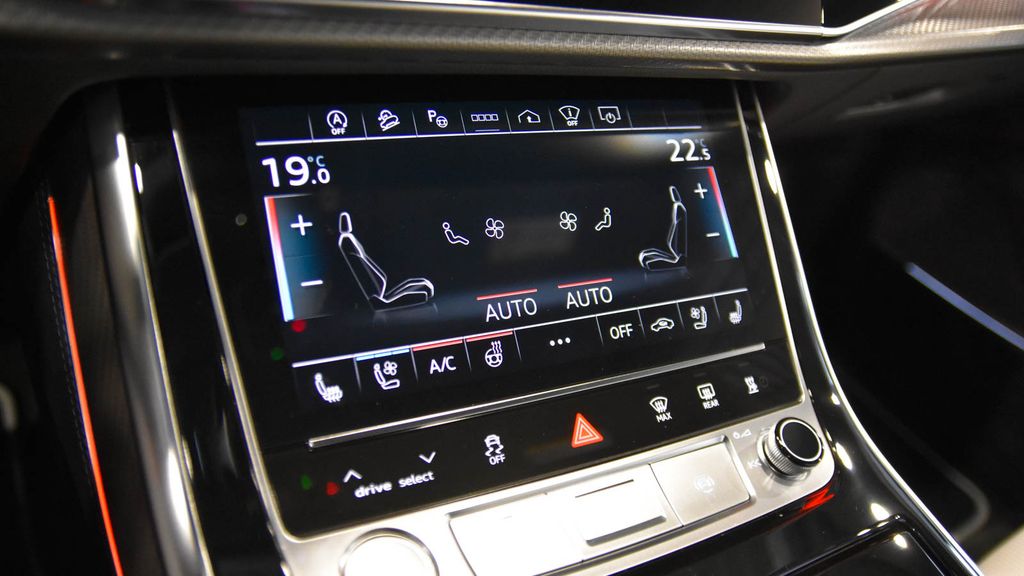 Audi RSQ8 2023