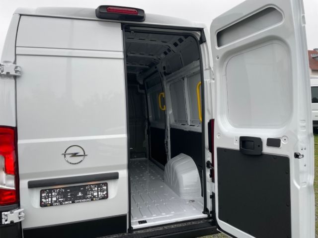 Opel Movano 2025