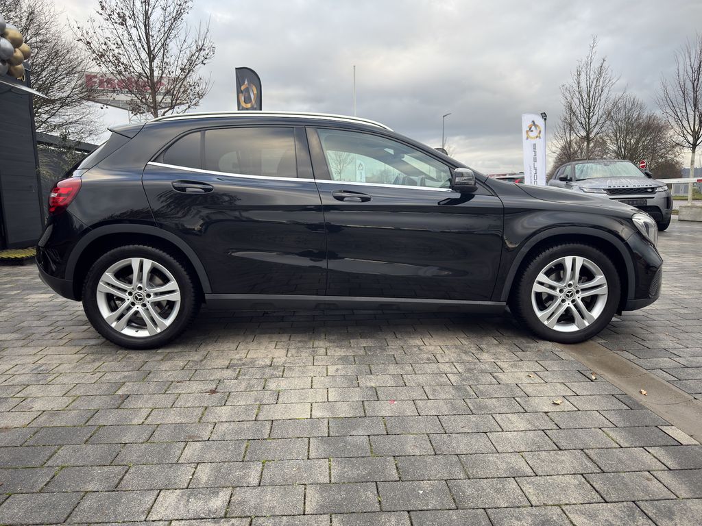 Mercedes-Benz GLA 220 2019