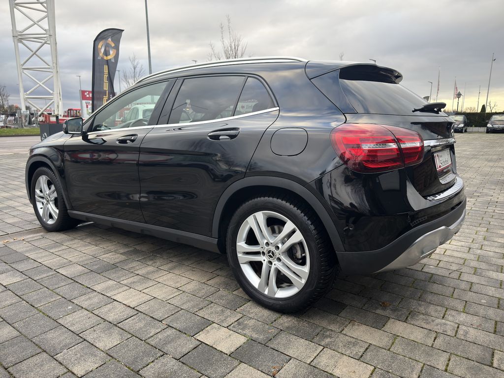 Mercedes-Benz GLA 220 2019