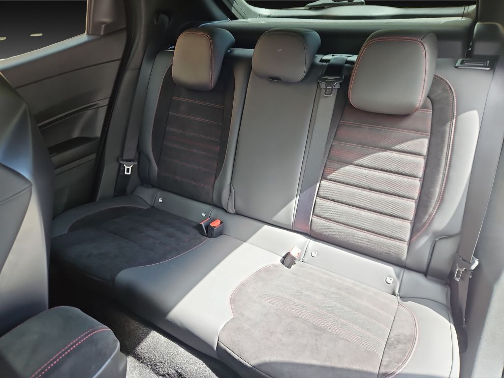 Alfa Romeo Junior 2025