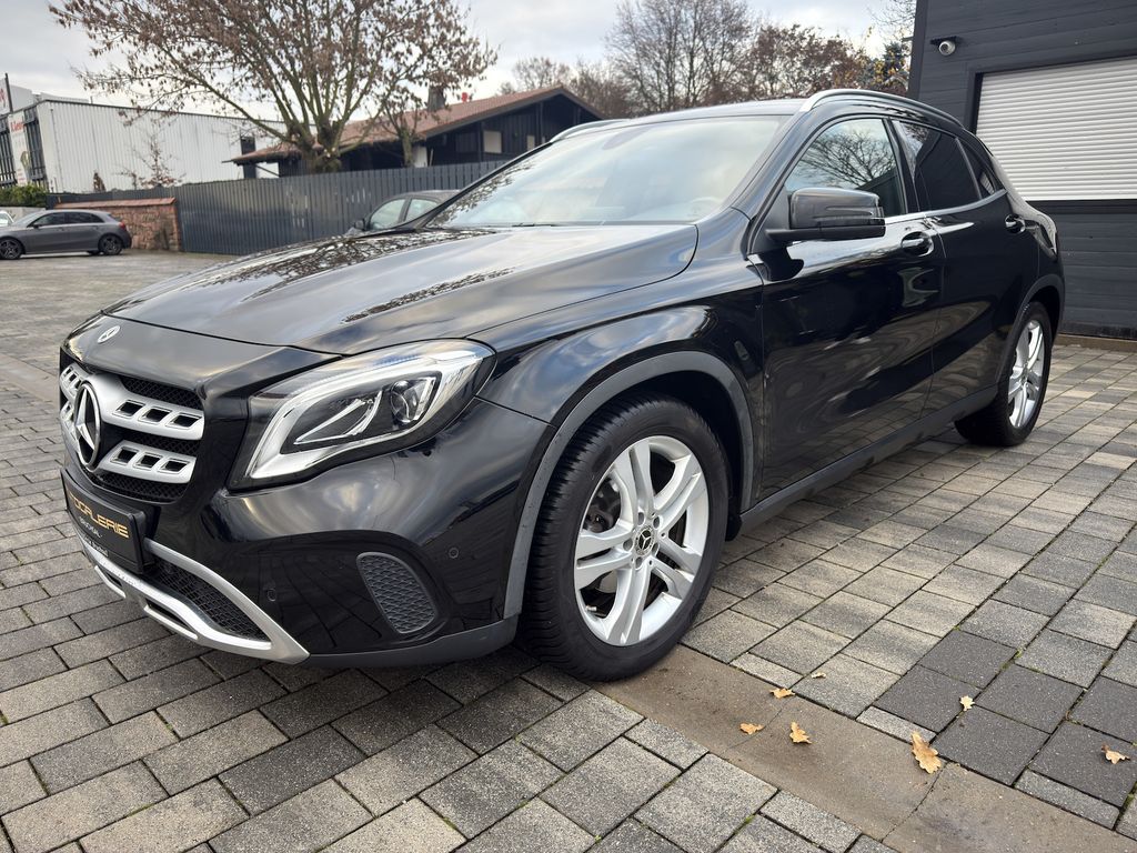 Mercedes-Benz GLA 220 2019