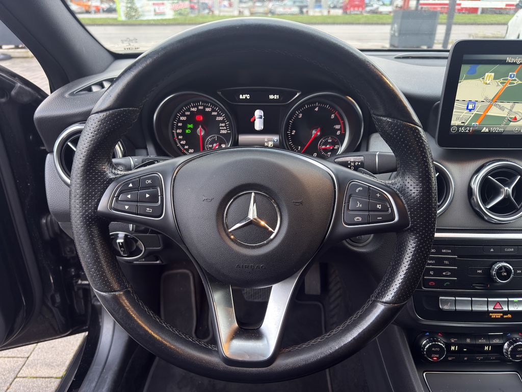 Mercedes-Benz GLA 220 2019