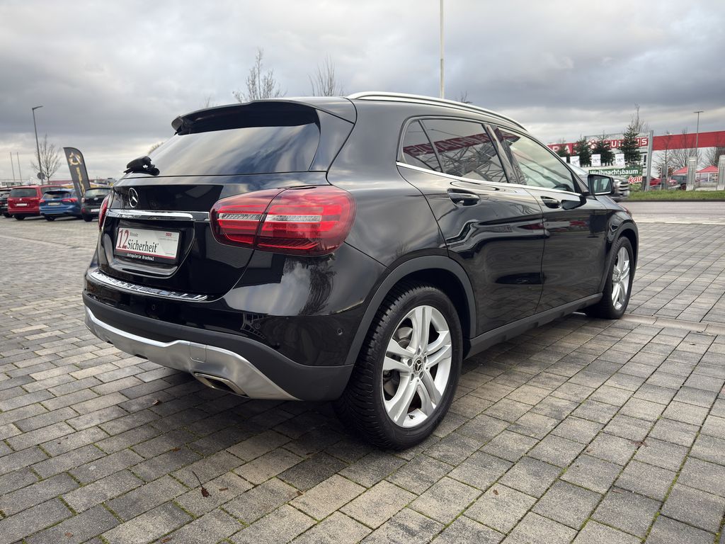 Mercedes-Benz GLA 220 2019