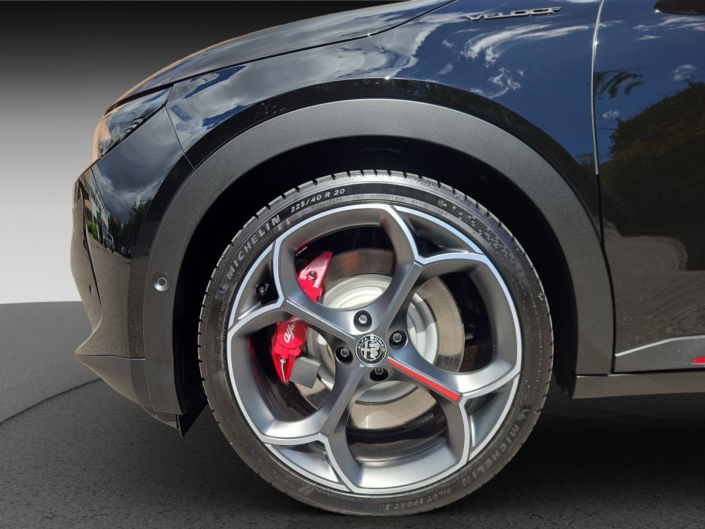 Alfa Romeo Junior 2025