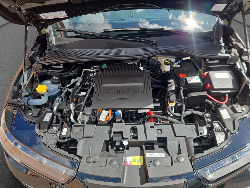 Alfa Romeo Junior 2025