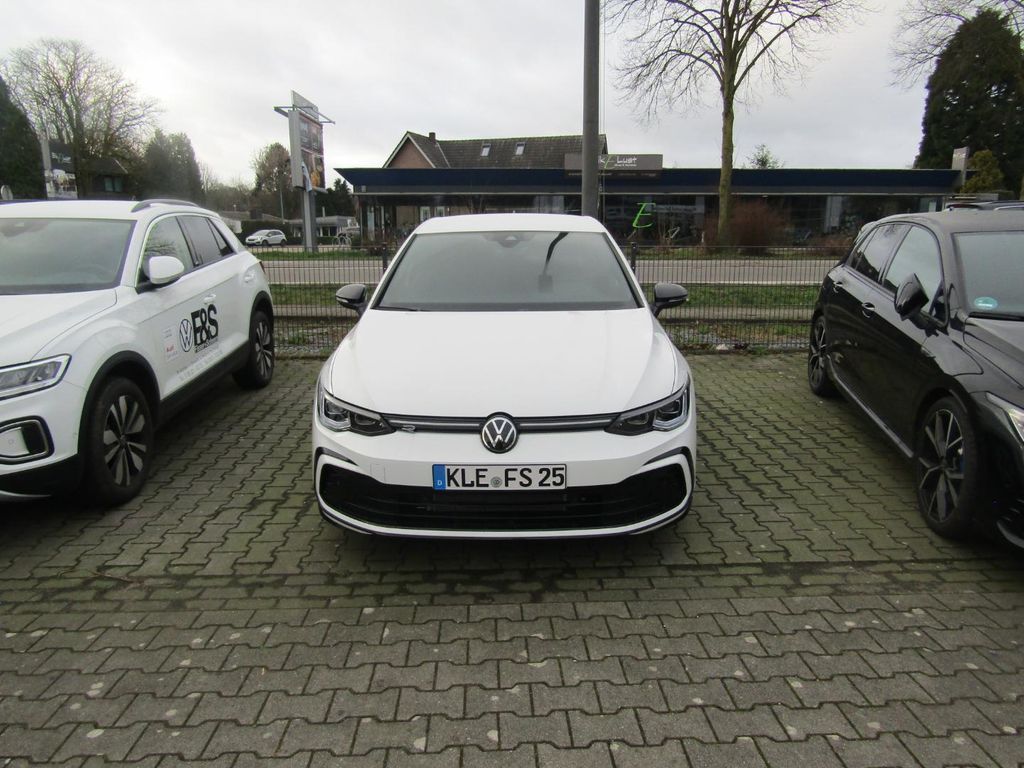 Volkswagen Golf 2024