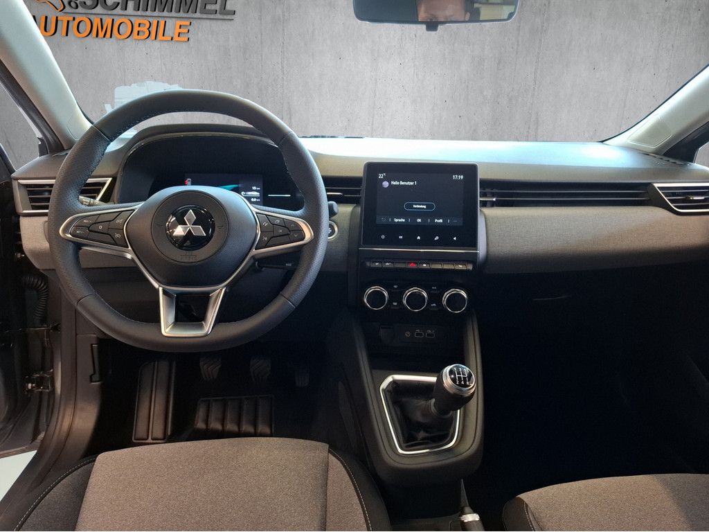 Mitsubishi Colt 2025