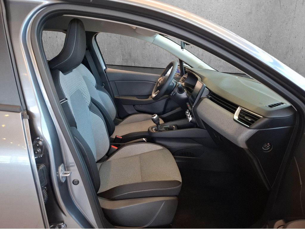 Mitsubishi Colt 2025