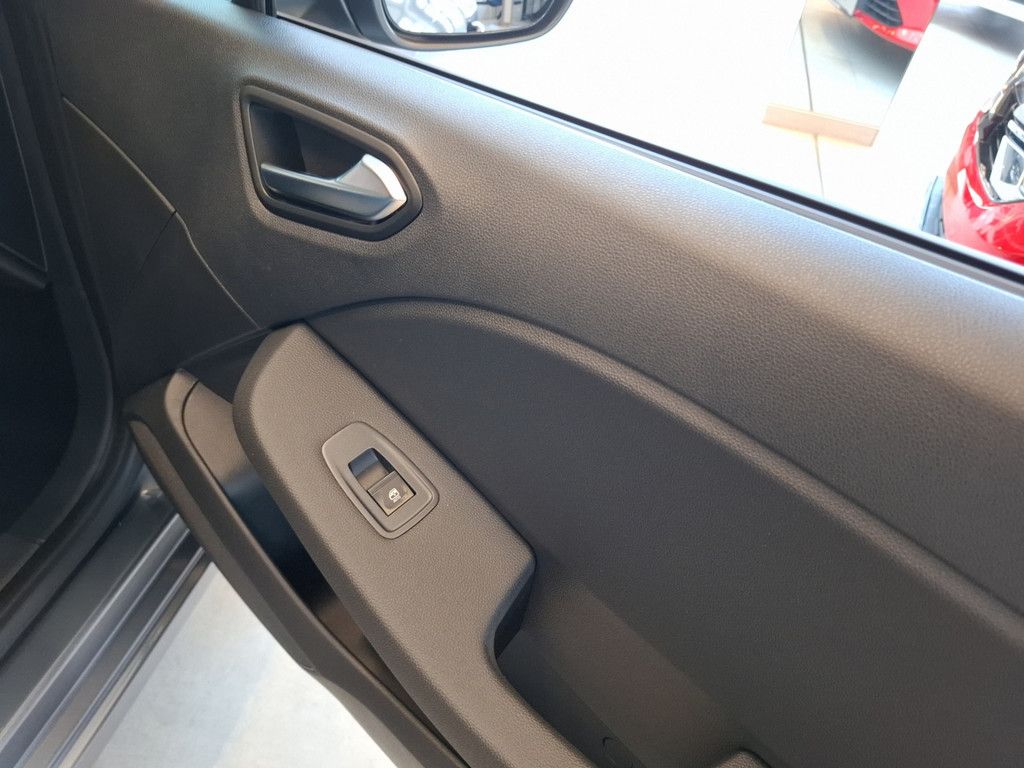 Mitsubishi Colt 2025