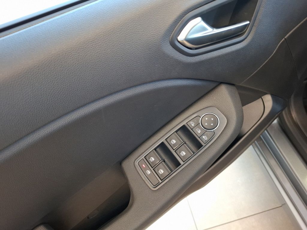 Mitsubishi Colt 2025