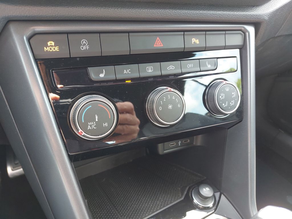 Volkswagen T-Roc 2021