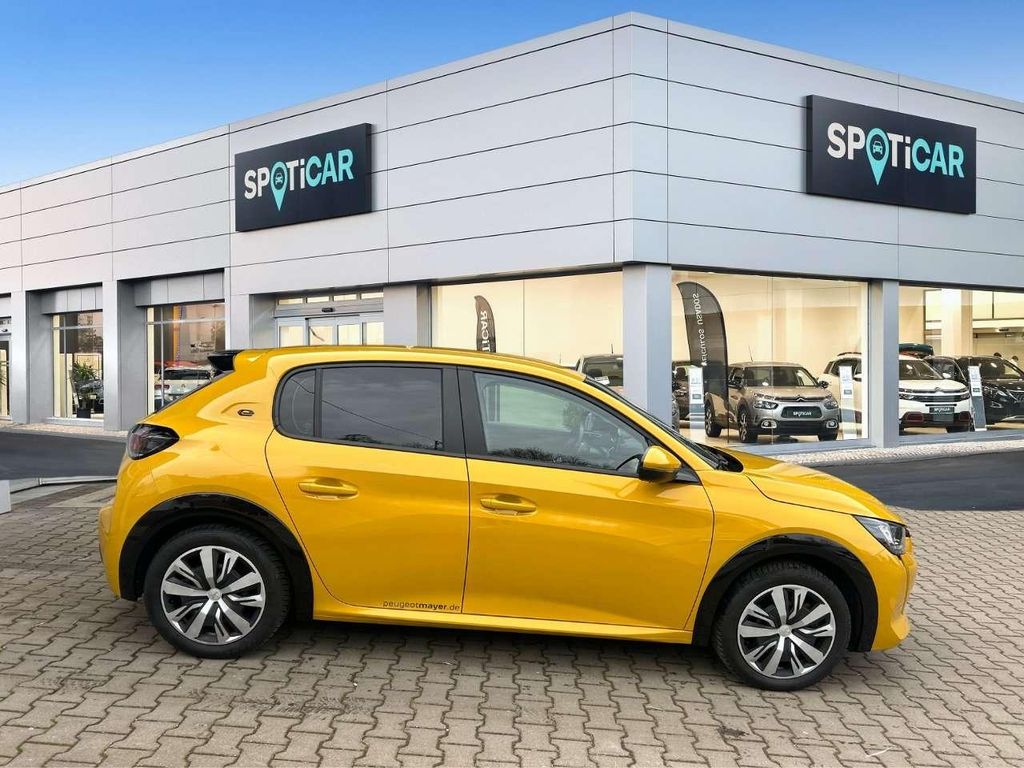 Peugeot 208 2021
