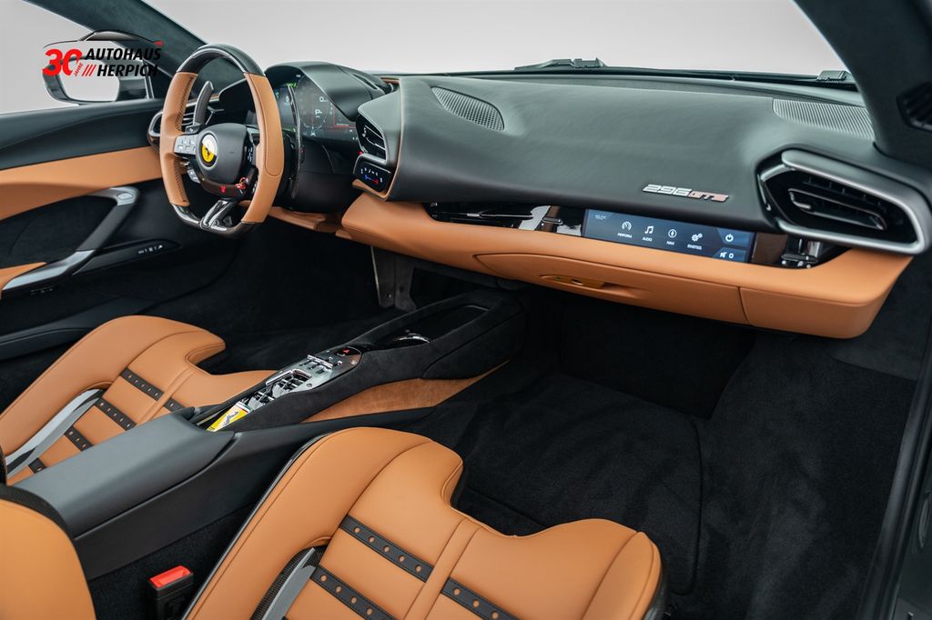 Ferrari 296 GTS 2025