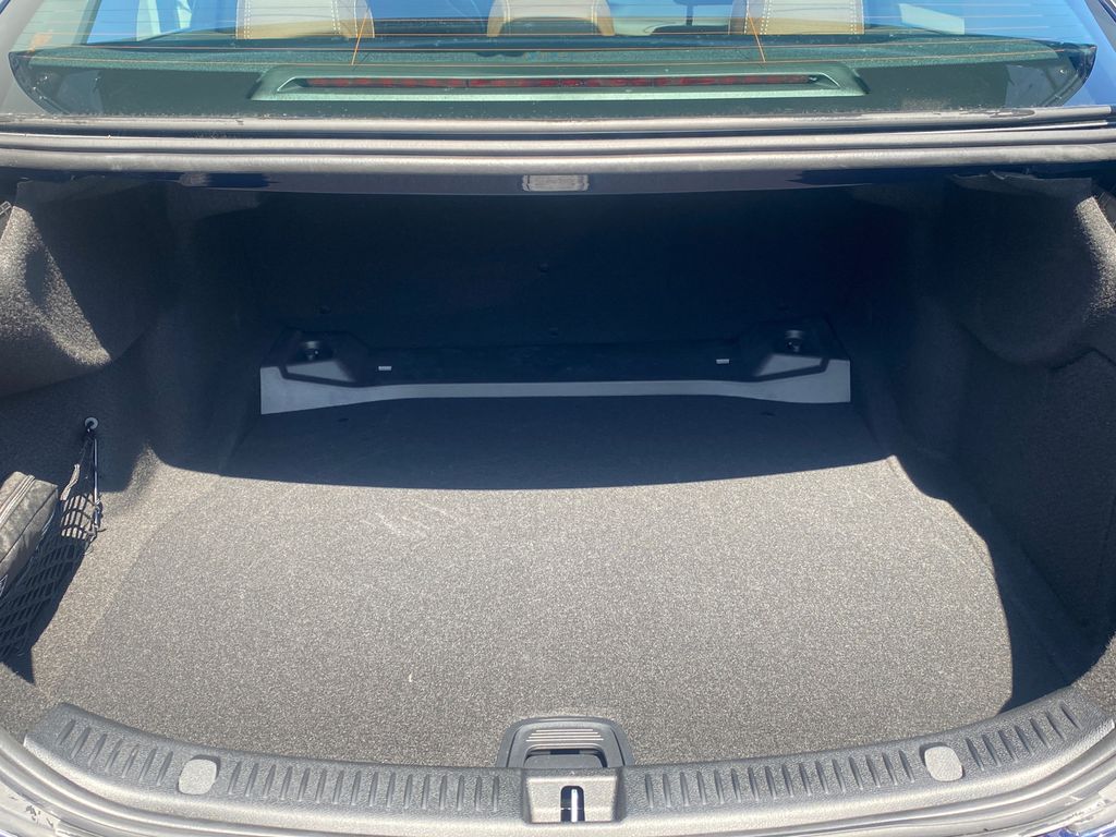 Mercedes-Benz E 200 2021