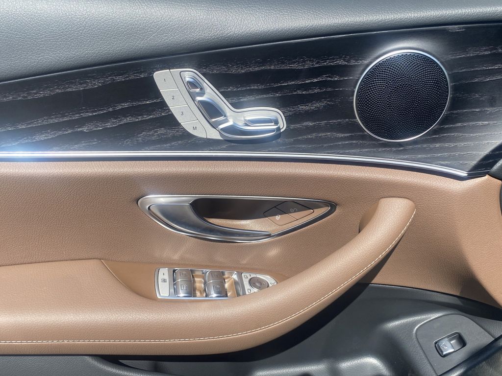 Mercedes-Benz E 200 2021