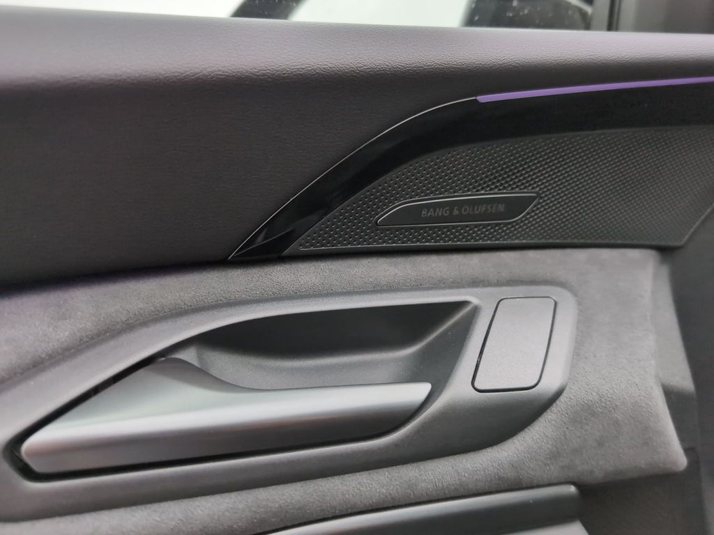 Audi SQ5 2025