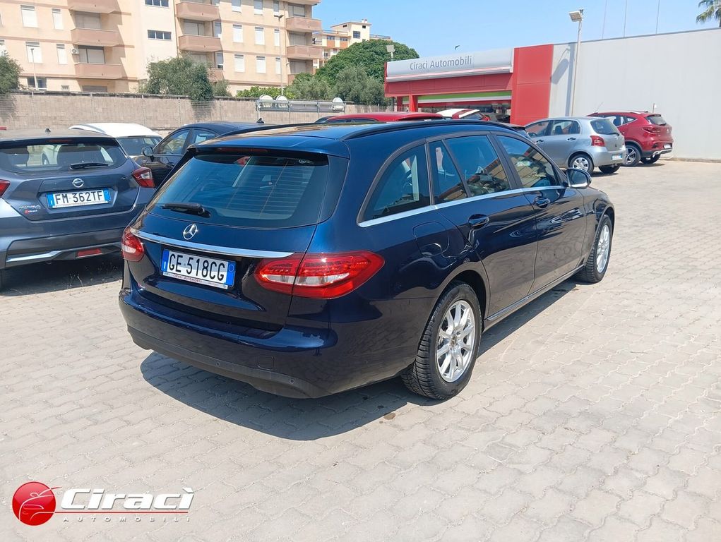 Mercedes-Benz C 180 2021