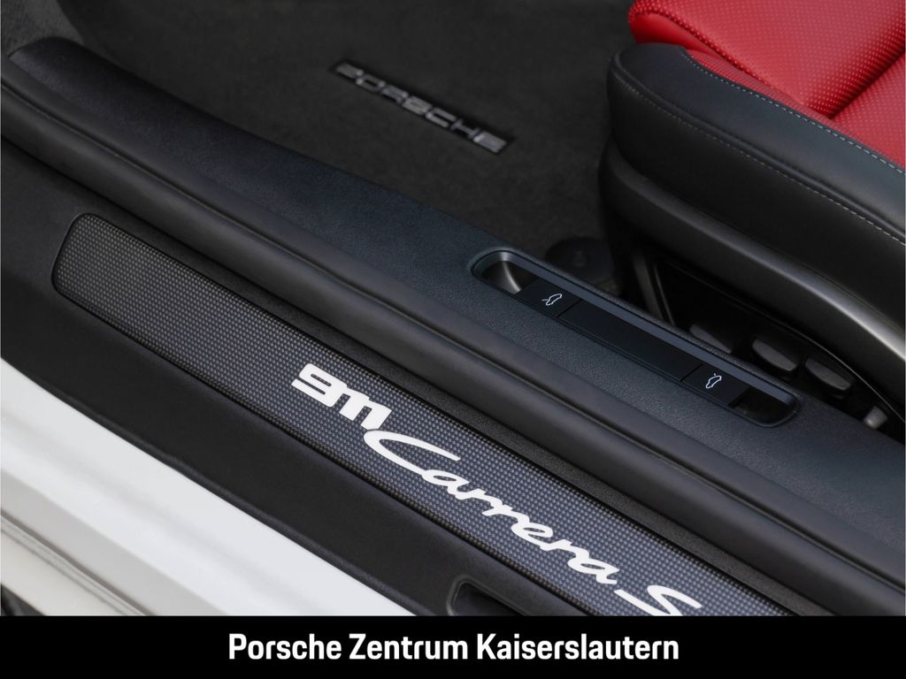 Porsche 992 2025