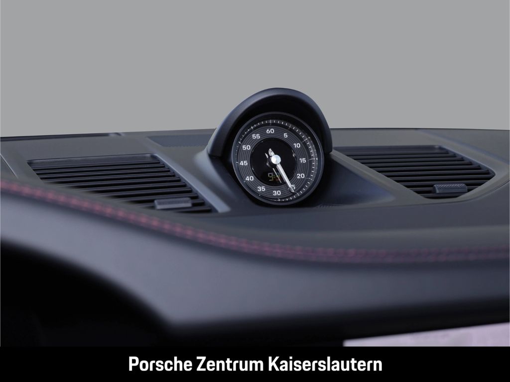 Porsche 992 2025